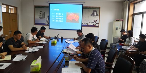 图为活动现场 图为活动现场