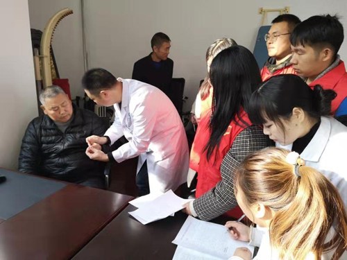 图为活动现场二 图为活动现场二