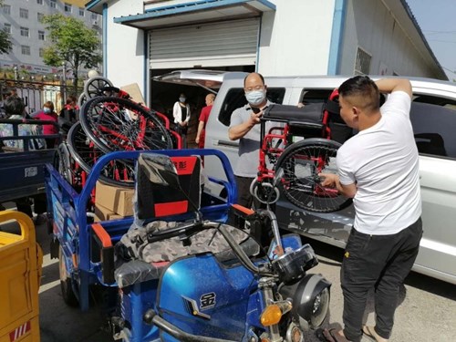 图为汝州市扎实开展第三十次全国助残日系列活动 图为汝州市扎实开展第三十次全国助残日系列活动