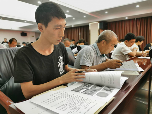 图为焦作市残联举办第十届健身周暨第七期健身指导员培训 图为焦作市残联举办第十届健身周暨第七期健身指导员培训