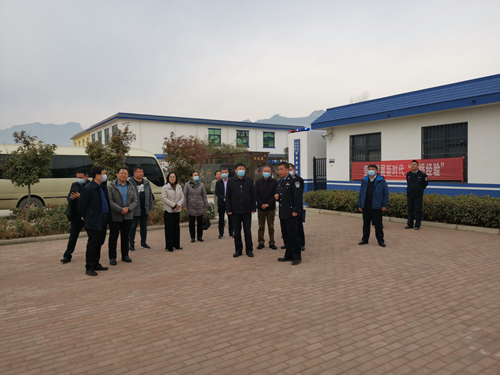 图为孙理调研2 图为孙理调研2